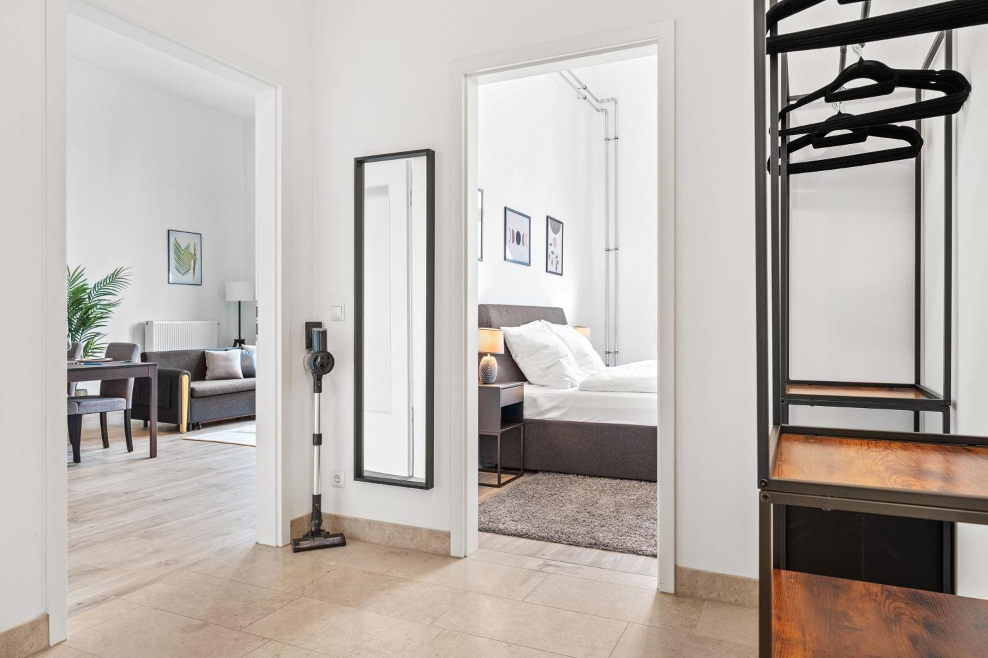 Apartamento Mint Ueber Der Stadt Parken Kueche Wifi *