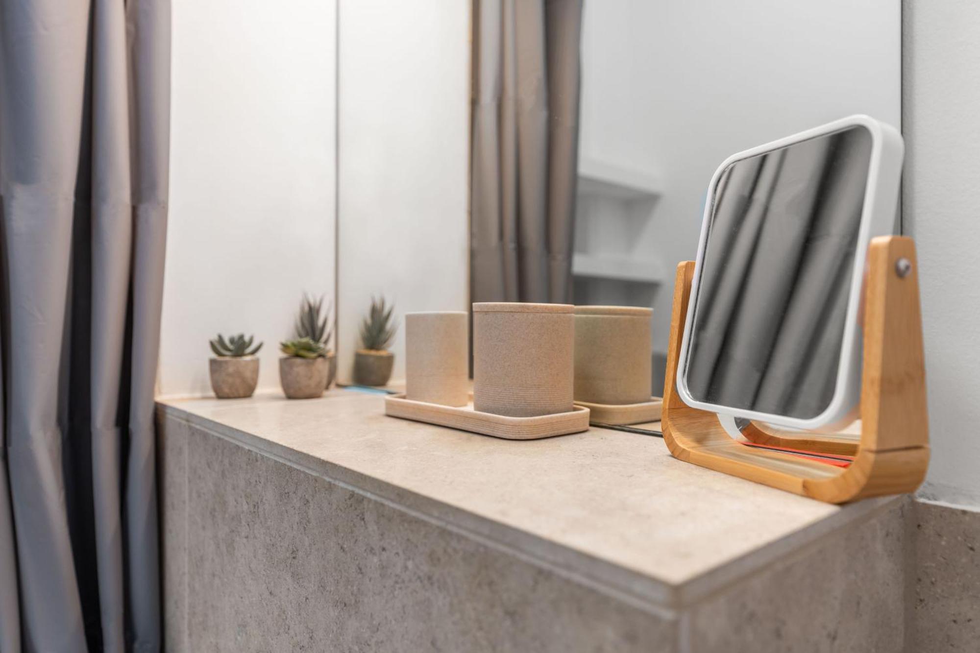 Apartamento Mint Ueber Der Stadt Parken Kueche Wifi